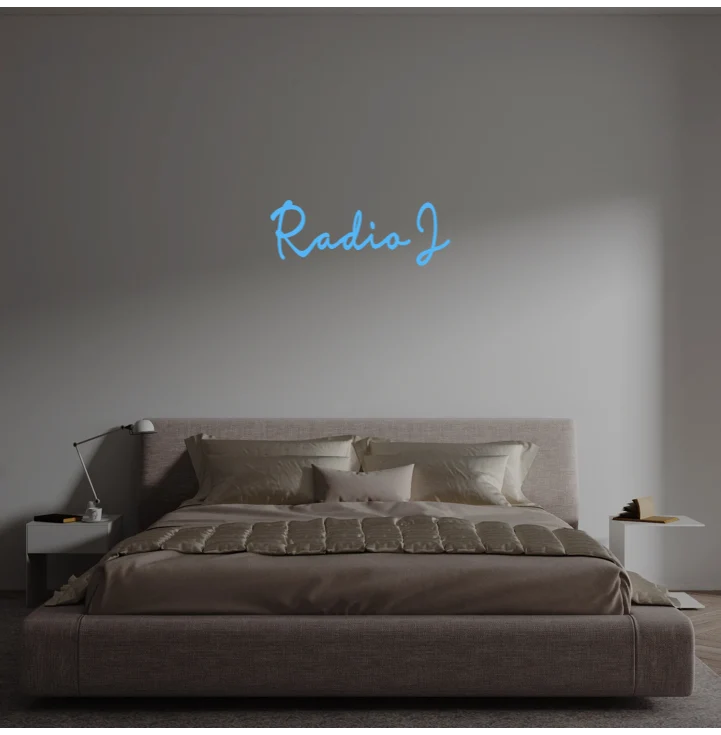 Custom text: RadioJ