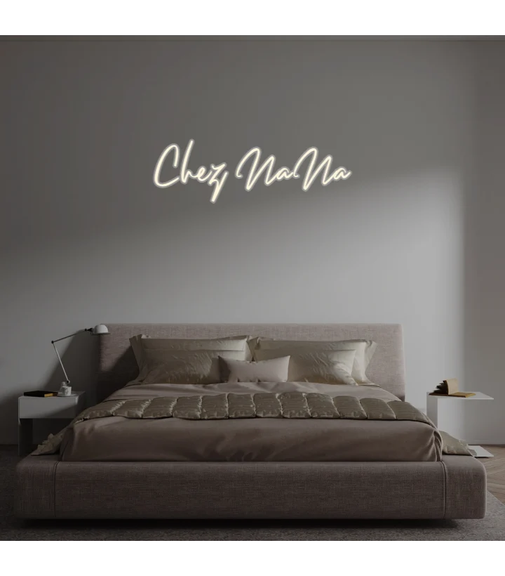 Custom text: Chez NaNa